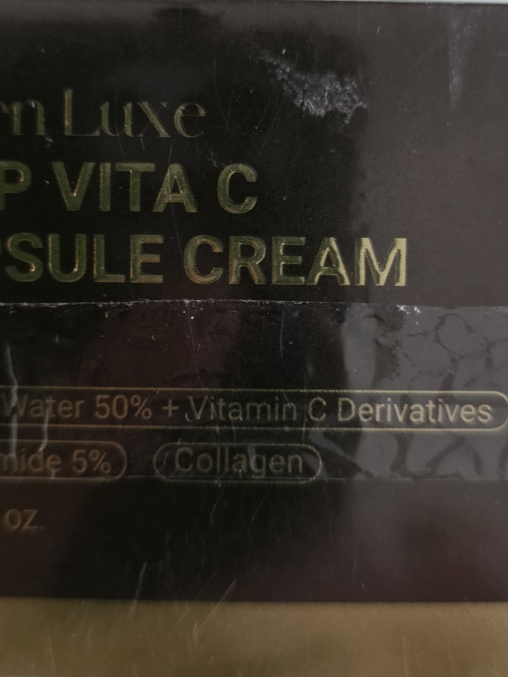 Luxe VITA C Capsule Cream – Black and Gold Accents